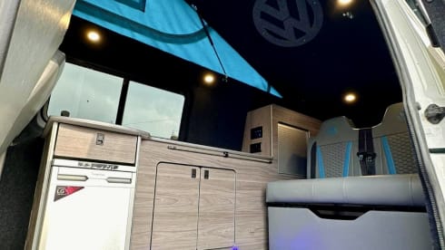 Road surfer – 4 berth Volkswagen campervan from 2017