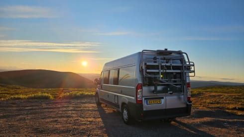 2p Sun Living bus uit 2009