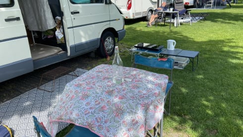 Harry – Renault-Campingbus für 2 Personen aus dem Jahr 1993