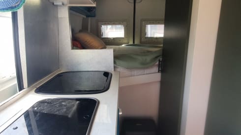 Luis – Compact but complete off-grid camper 
