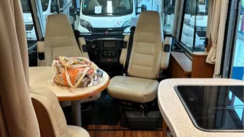 4p Hymer integrated from 2012