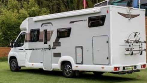 Elddis – elddis supreme 194 (4) berth motorhome  