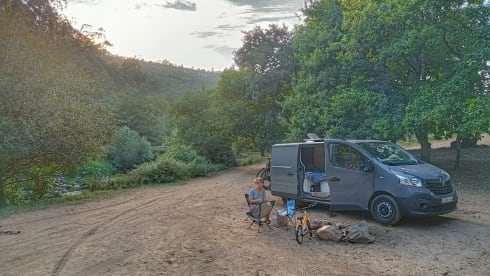 cozy campervan for 2 (to 3) people 