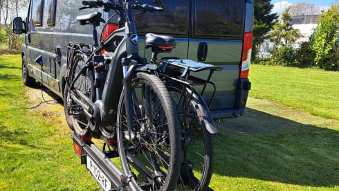 Odiesadventures2 – Mooie Fiat Ducato buscamper met lengtebedden