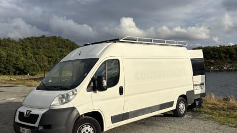 Busje – Peugeot campervan omgebouwd in 2026