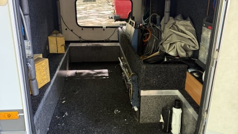 The beast – 4p Hymer integrated uit 1999