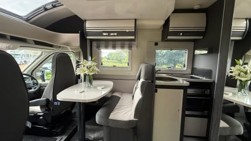 Safari – 4 berth Roller Team semi-integrated from 2025