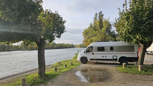 Maliki II – 5***** Dethleffs CamperVan - 2023 - full option - 6.4 meters - 140 hp