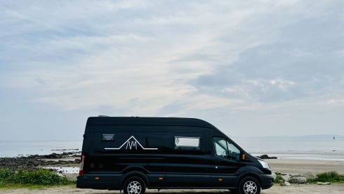 Cilla – 3 berth professionally converted Ford bus (2018)