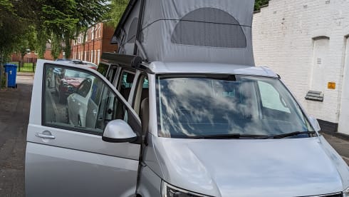Rocky California  – 4 berth Volkswagen California Ocean bus from 2016