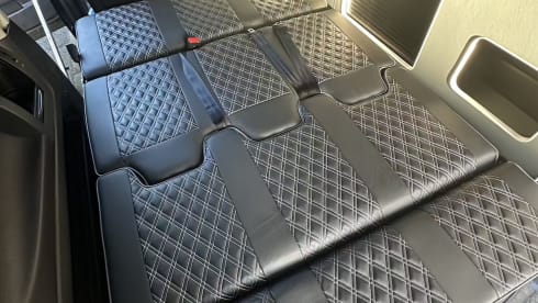 Mam's Van – Nissan-Campingbus mit 4 Schlafplätzen ab 2024