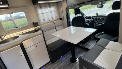 Loft On Wheels 4.0 – Rollerteam 287 TL twin beds automatic 4p