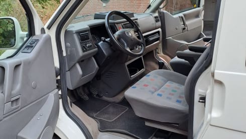3p Volkswagen campervan from 2003