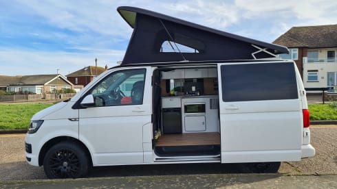 5 seater 4 berth Volkswagen T6 VW campervan 2019