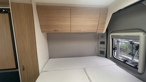 Compact and manoeuvrable KNAUS Boxlife 600 TOP Van