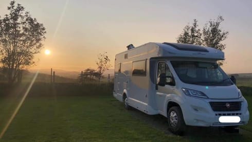 707 – 2021 ROLLERTEAM AUTO ROLLER 707 6-PERS OXFORD