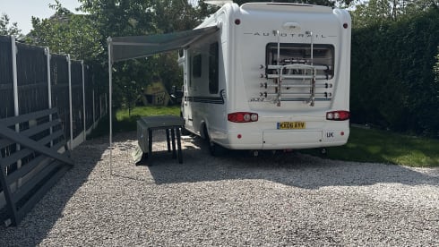 Bertie  – 4 berth Auto-Trail with all amenities.