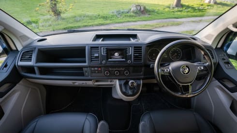 Eleanor  – Volkswagen T6 Highline LWB campervan 