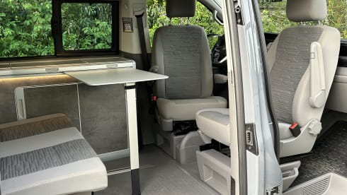 Grey Cali – 4p Volkswagen California from 2024