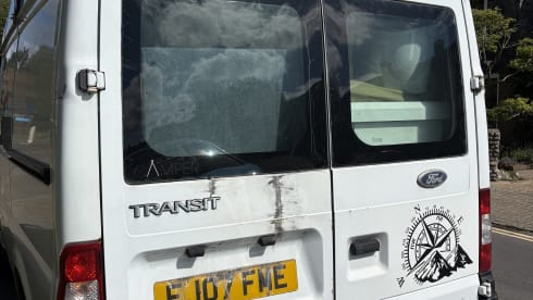 Bingwu – 2 berth Ford campervan from 2007