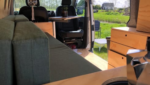 Experience adventures with Jip! 2p VW camper bus