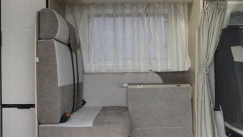 Mindervalide camper // rolstoel friendly – 4p Other other from 2025
