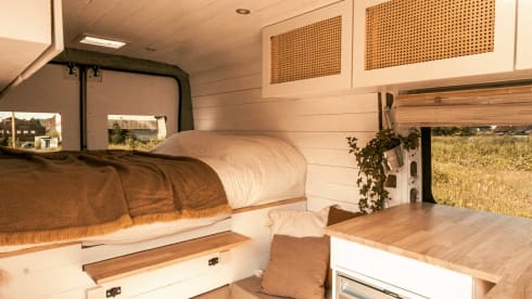 Dolly – 3p Peugeot bus uit 2013