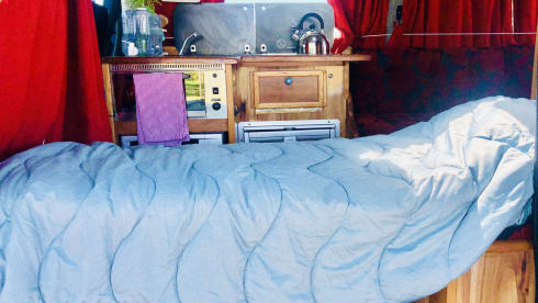 Billie – Insurance included · Low mileage · LPG + optional bedding available