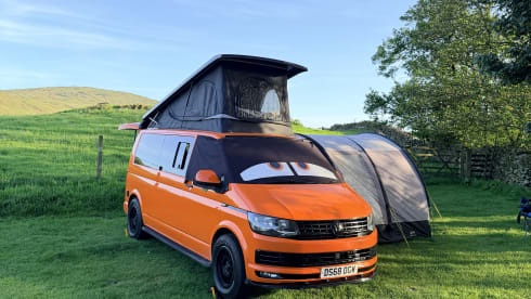 Nemo – 4 berth dog friendly campervan with Pop top