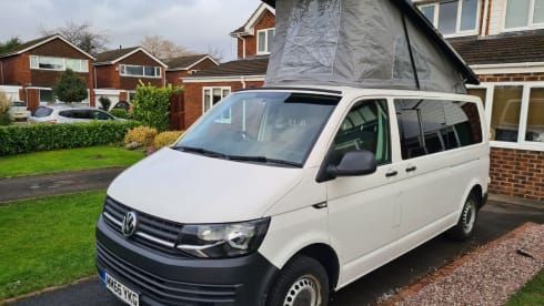 Victoria – VW Camper Van - T6 2017