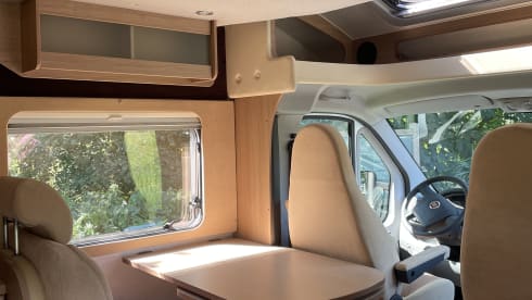 IXEO – 4p Bürstner semi-integrated from 2009