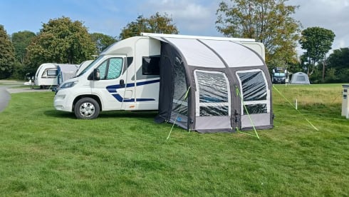 Escape motorhome  – 5 berth Fiat semi-integrated from 2017
