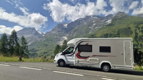 4p Challenger semi-integrated uit 2020