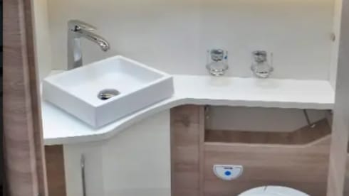 Rapido Mobile Home. Suitable for free camping.