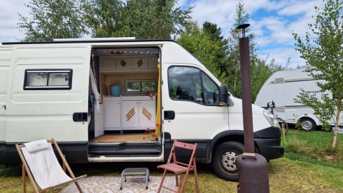 Vilosa avonturiste  – 2p Other bus from 2012
