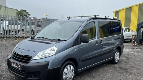 tepee – 4 berth Peugeot campervan from 2015