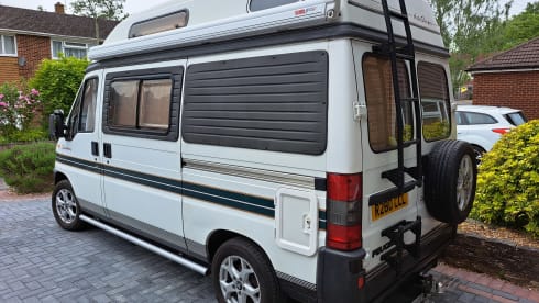 2 berth Auto-Sleeper Symphony  1998 2.0lt petrol