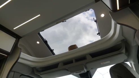 4p Ford semi-integrated from 2025