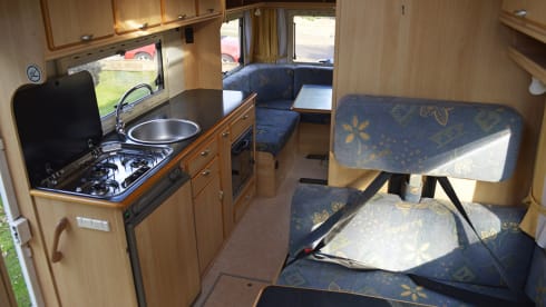 209 Eura Mobiel Ureterp – 6p Eura Mobil alcove from 2000