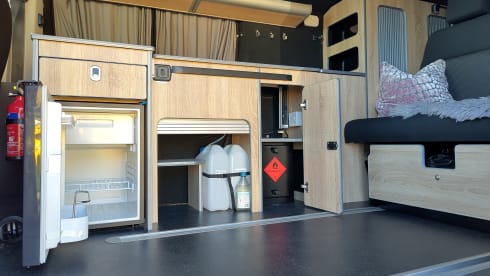 Vanny McVanface – 4 berth camping adventures await!