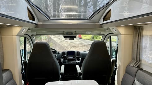 Adria Compact DL automatic 3p from 2024