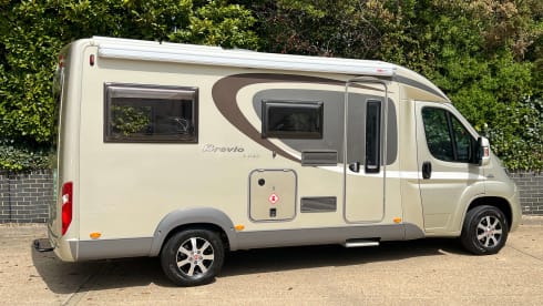 Burt – 4-Bett-Boot, Bürstner, teilintegriert ab 2015