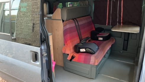 De Nugget – 4p Ford campervan from 2008