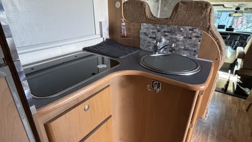 The Ram Van – 🚐 The Ram Van – Spacious, Reliable & Adventure-Ready 🏕️