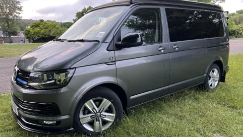 Maverick – VW T6 campervan with insurance included