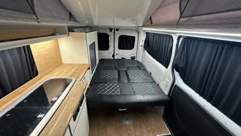 Skye3, 4 berth campervan with pop top