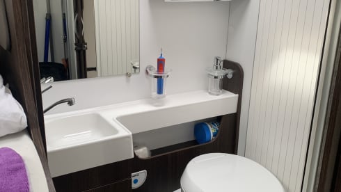 mobilehome-Leuven – Family camper - Leuven - automatic