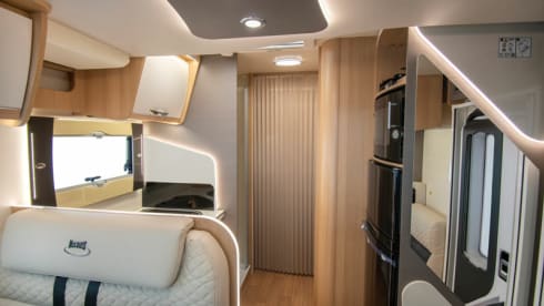 Mclouis  – Dora - 4 berth Luxury Family Motorhome (2025)