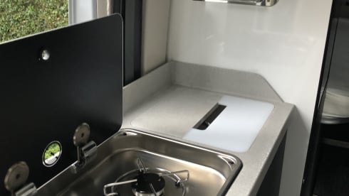 NIO – Nieuwe VAN/Camper, genieten met twee in de natuur!