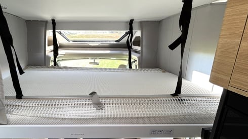 Joep – Fijne Adria camper voor 4 personen
